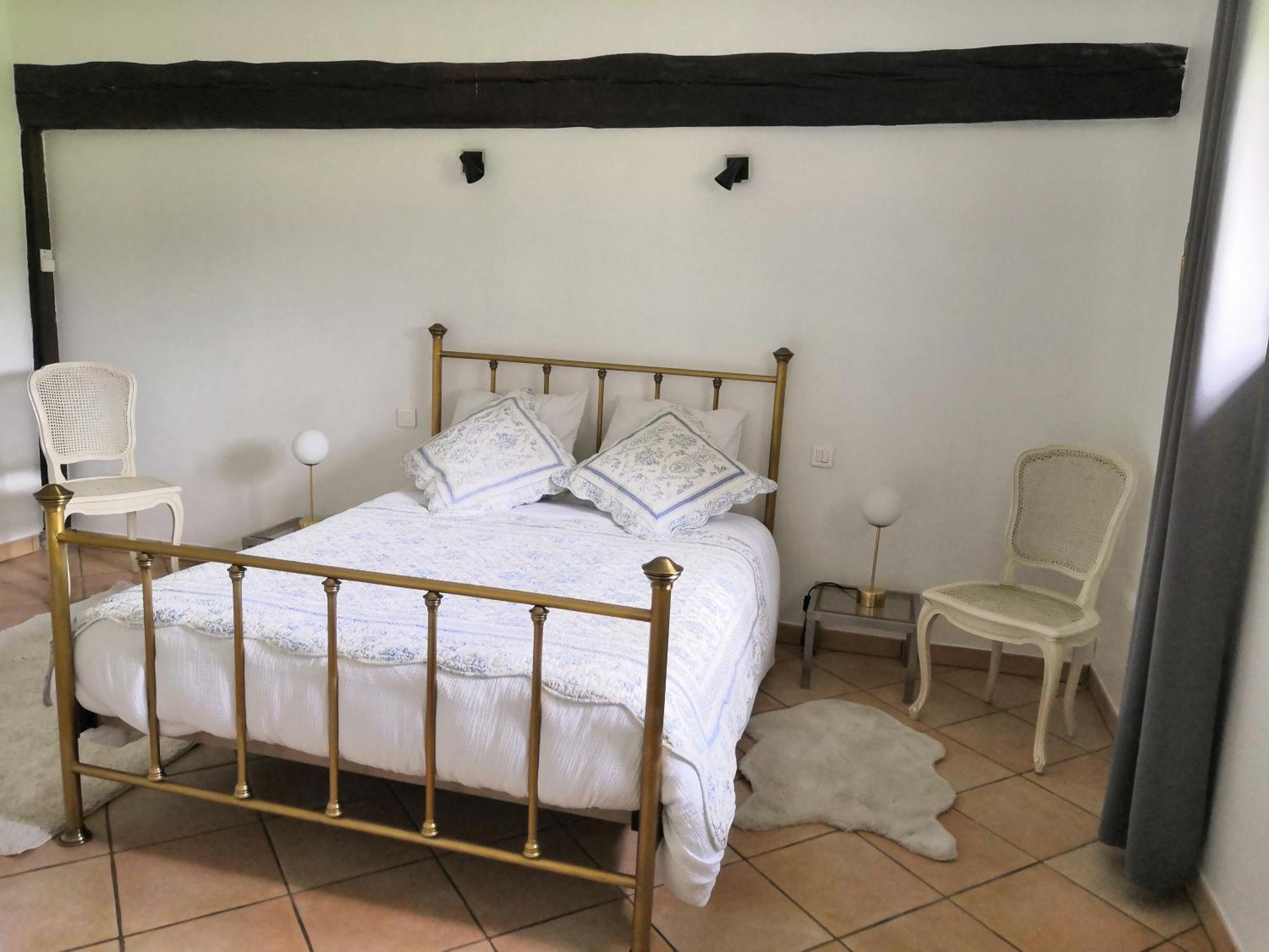 Bed and Breakfast La Marquise Penchee Orsennes Exterior foto